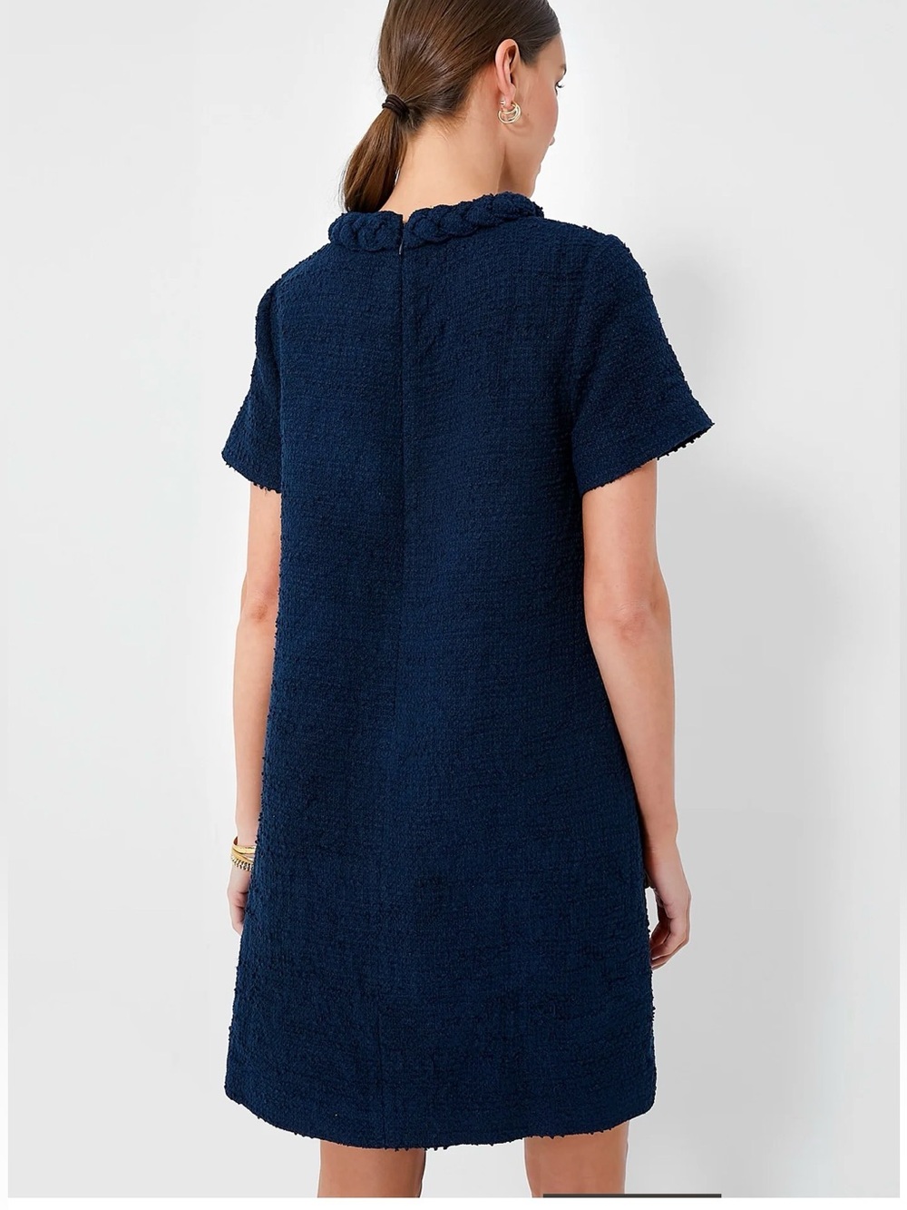 Tuckernuck Classy Navy Tweed Jackie Dress
Size: Medium
EUC - Picture 6 of 11